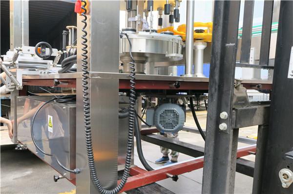 Ketebalan Machine 30mm Peralatan Mesin Pelabelan Rotary Sticker Pelabelan Bulat