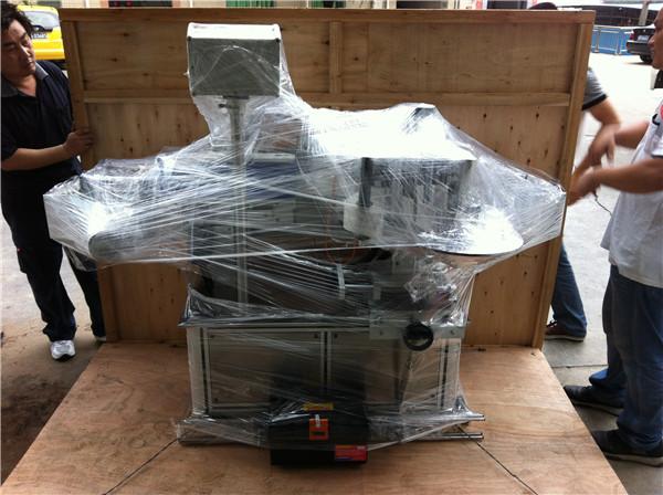 Aplikator Label Pelekat Berkelajuan 45m / Min Untuk Botol Air Sqaure / Round / Flat