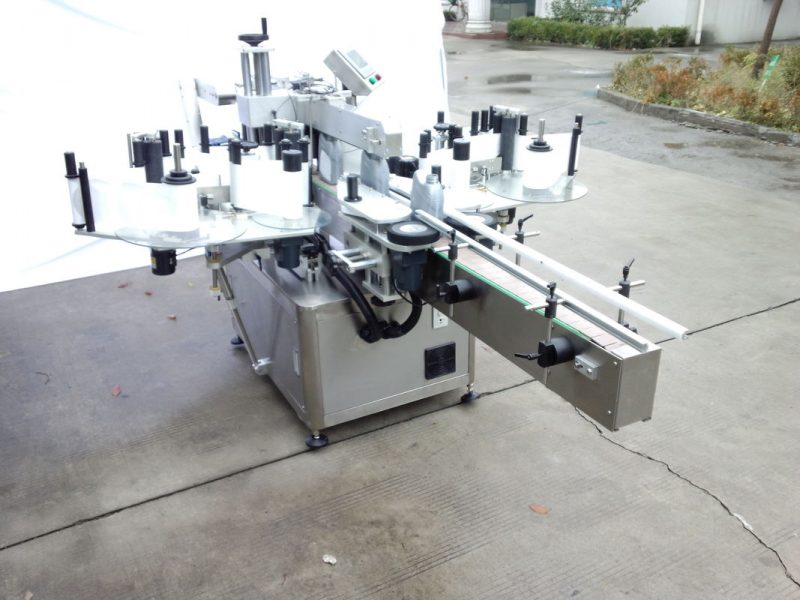 Pembekal Mesin Pelekat Dua Sisi Automatik China Dengan Bahagian Depan dan Belakang Untuk Pembekal Botol Oval, Bulat, Botol Aquare